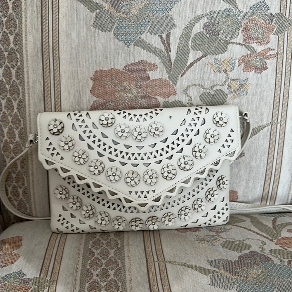 Elegant White Floral Cutout Women's Bag